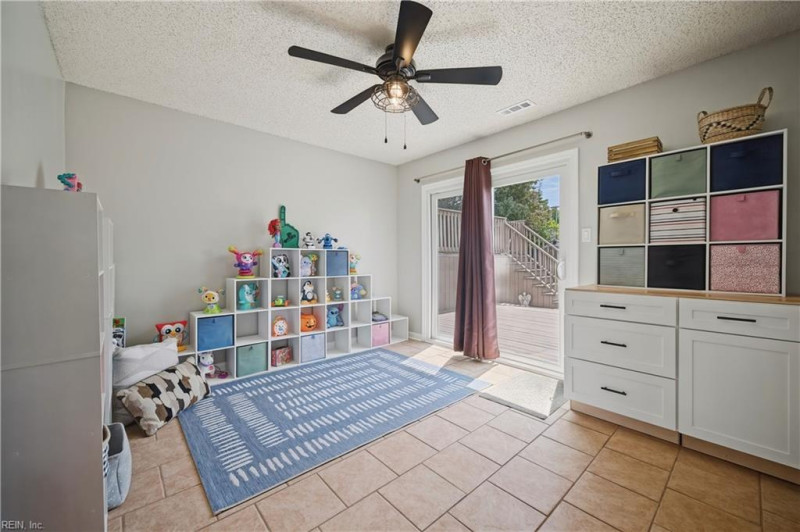 Photo 18 of 44 residential for sale in Virginia Beach virginia
