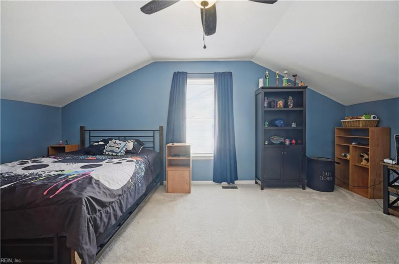 Photo 26 of 44 residential for sale in Virginia Beach virginia