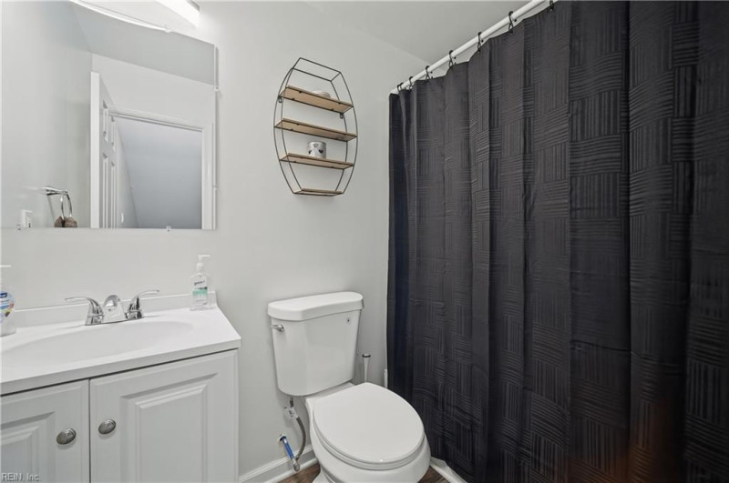 Photo 35 of 44 residential for sale in Virginia Beach virginia