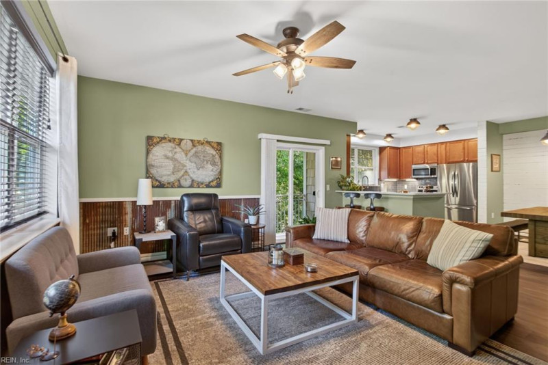 Photo 16 of 36 residential for sale in Virginia Beach virginia