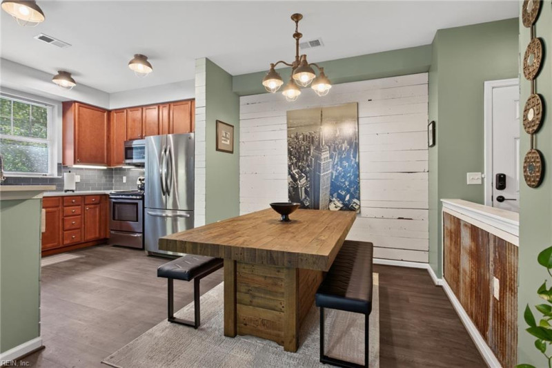Photo 7 of 36 residential for sale in Virginia Beach virginia