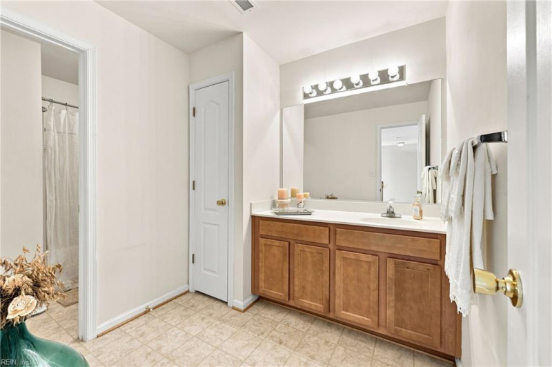 Photo 33 of 47 residential for sale in Virginia Beach virginia Photo 33 of 47 residential for sale in Virginia Beach virginia