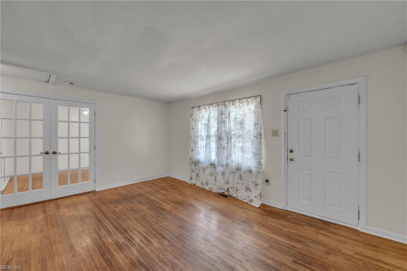 Photo 10 of 47 residential for sale in Portsmouth virginia Photo 10 of 47 residential for sale in Portsmouth virginia