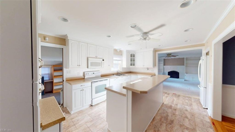 Photo 8 of 50 residential for sale in Newport News virginia Photo 8 of 50 residential for sale in Newport News virginia