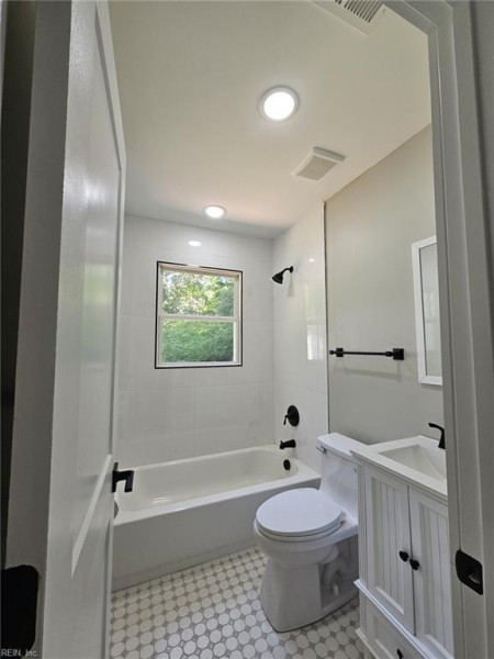 Photo 12 of 17 residential for sale in Hampton virginia Photo 12 of 17 residential for sale in Hampton virginia
