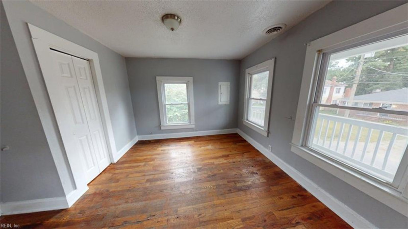Photo 20 of 50 residential for sale in Norfolk virginia Photo 20 of 50 residential for sale in Norfolk virginia