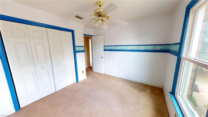 Photo 25 of 50 residential for sale in Chesapeake virginia
