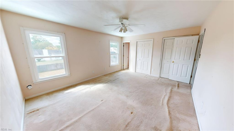 Photo 27 of 50 residential for sale in Chesapeake virginia