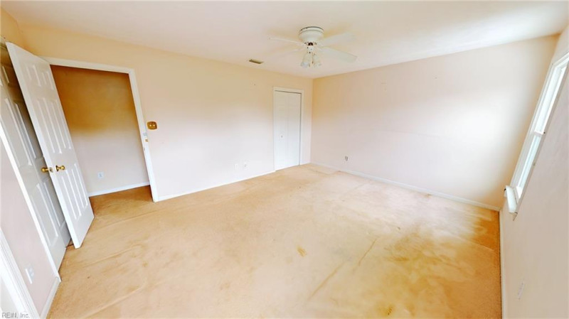 Photo 29 of 50 residential for sale in Chesapeake virginia