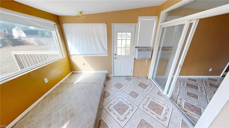Photo 34 of 50 residential for sale in Chesapeake virginia