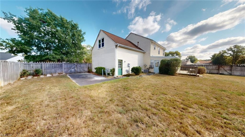 Photo 43 of 50 residential for sale in Chesapeake virginia