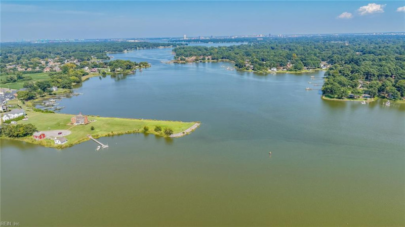 Photo 7 of 49 residential for sale in Chesapeake virginia Photo 7 of 49 residential for sale in Chesapeake virginia