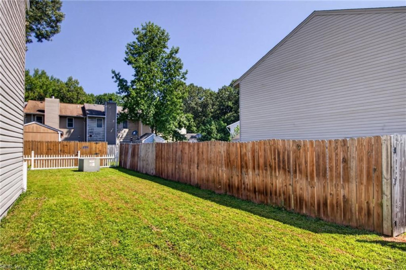 Photo 27 of 29 residential for sale in Chesapeake virginia