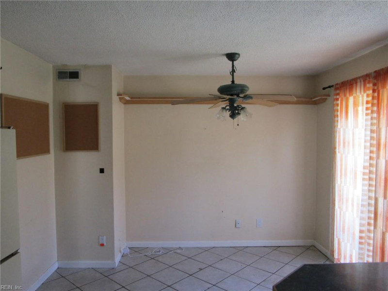 Photo 11 of 20 residential for sale in Virginia Beach virginia Photo 11 of 20 residential for sale in Virginia Beach virginia