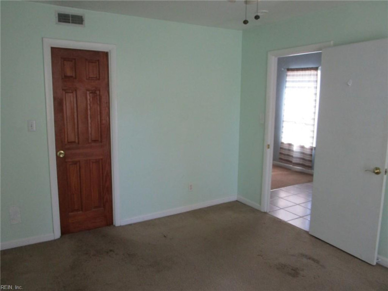 Photo 17 of 20 residential for sale in Virginia Beach virginia Photo 17 of 20 residential for sale in Virginia Beach virginia