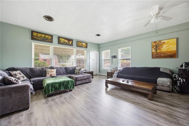 Photo 2 of 33 residential for sale in Norfolk virginia