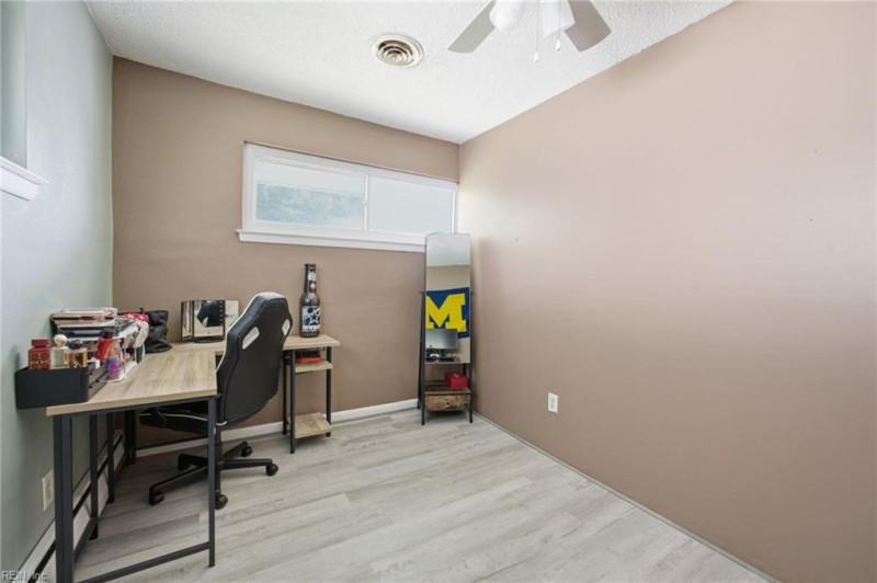 Photo 23 of 33 residential for sale in Norfolk virginia