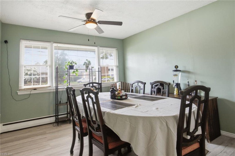 Photo 9 of 33 residential for sale in Norfolk virginia