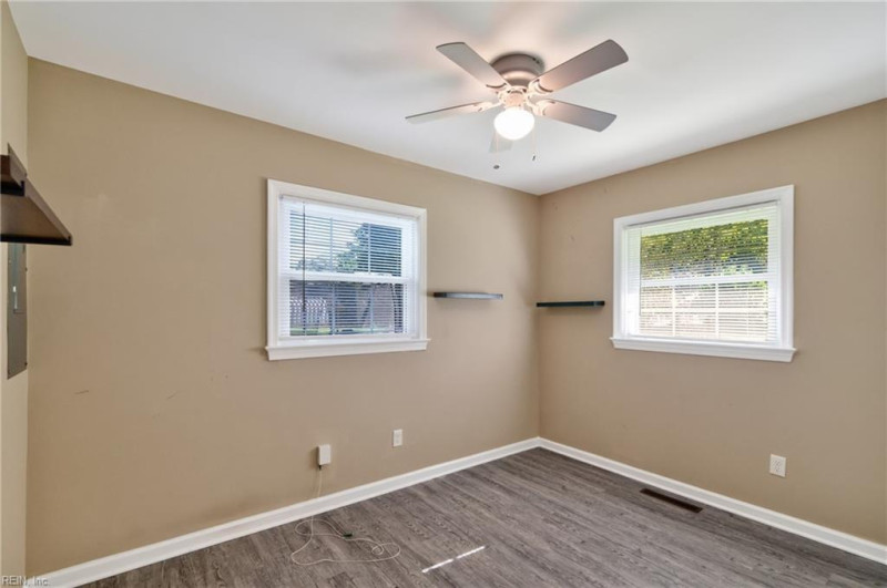 Photo 15 of 26 residential for sale in Newport News virginia
