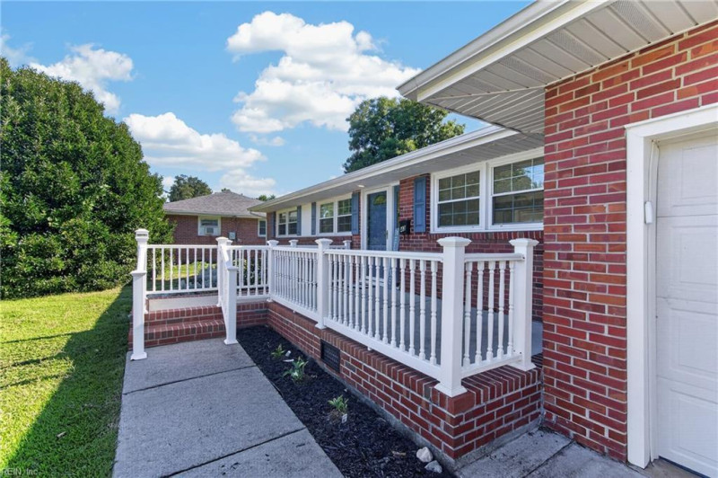 Photo 3 of 26 residential for sale in Newport News virginia