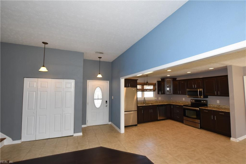 Photo 2 of 33 residential for sale in Hampton virginia
