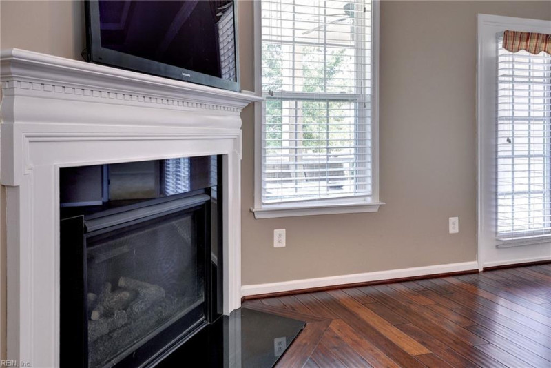 Photo 13 of 50 residential for sale in James City County virginia