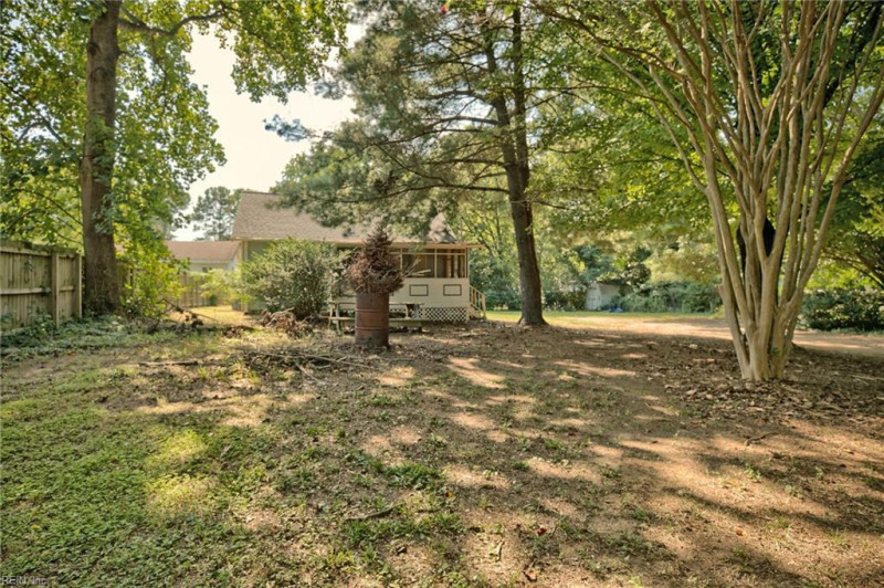 Photo 19 of 20 residential for sale in Gloucester County virginia Photo 19 of 20 residential for sale in Gloucester County virginia