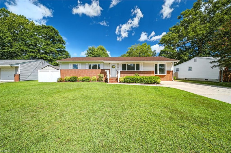 Photo 3 of 50 residential for sale in Virginia Beach virginia Photo 3 of 50 residential for sale in Virginia Beach virginia