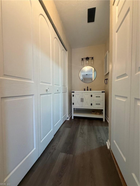 Photo 12 of 16 residential for sale in Virginia Beach virginia