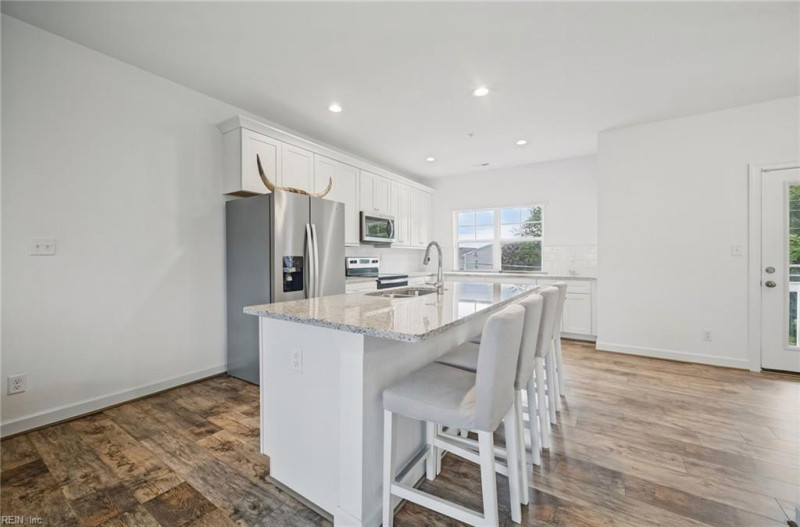 Photo 13 of 49 residential for sale in Norfolk virginia