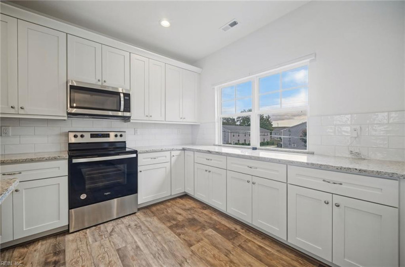Photo 14 of 49 residential for sale in Norfolk virginia