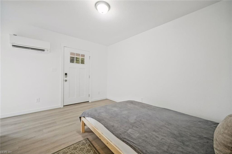 Photo 15 of 49 residential for sale in Norfolk virginia