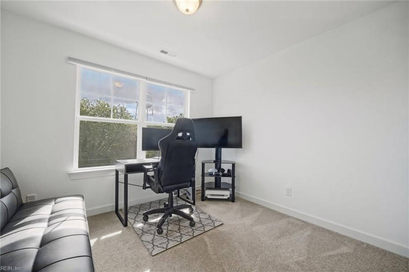 Photo 16 of 49 residential for sale in Norfolk virginia