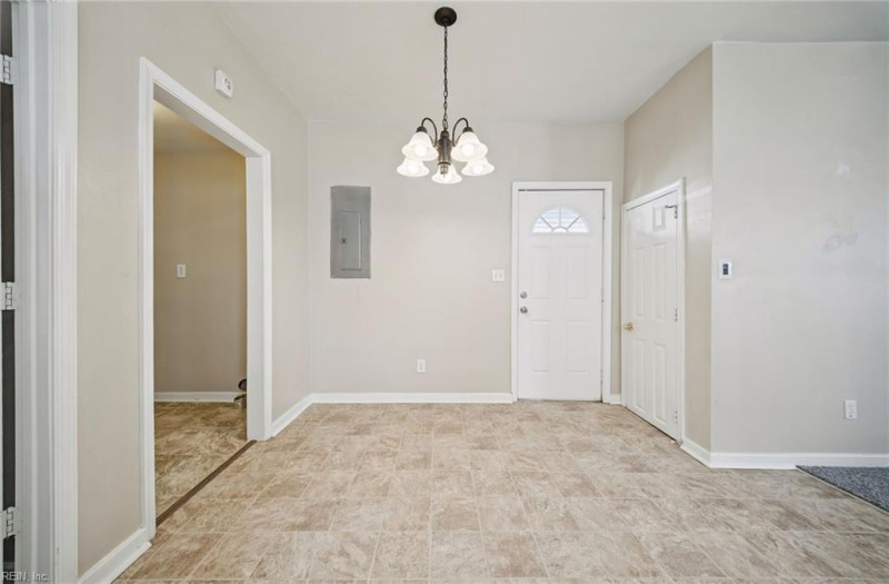 Photo 10 of 34 residential for sale in Chesapeake virginia Photo 10 of 34 residential for sale in Chesapeake virginia