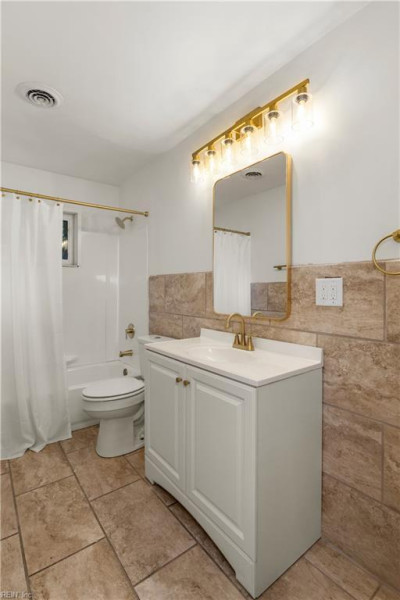 Photo 22 of 27 residential for sale in Hampton virginia