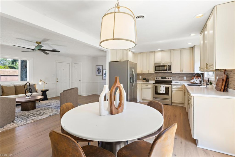 Photo 8 of 27 residential for sale in Hampton virginia
