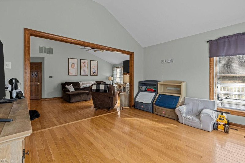 Photo 13 of 48 residential for sale in Southampton County virginia
