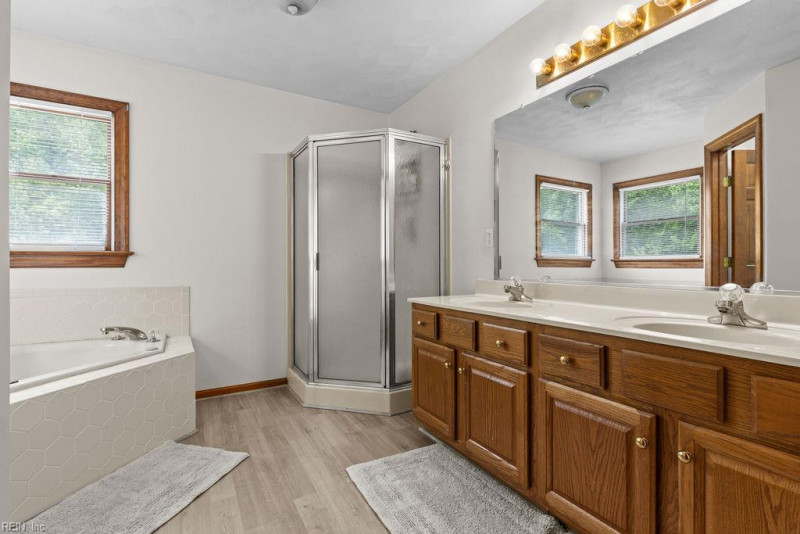 Photo 25 of 48 residential for sale in Southampton County virginia