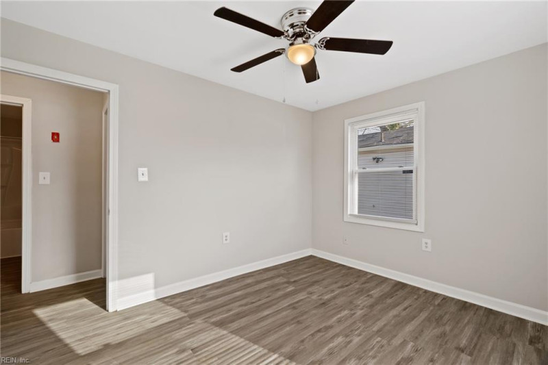 Photo 9 of 21 residential for sale in Portsmouth virginia