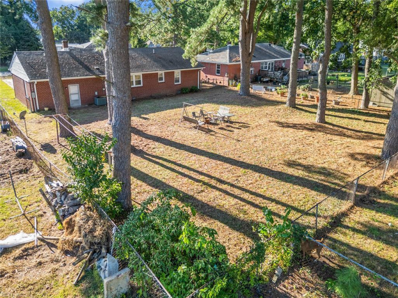 Photo 12 of 13 residential for sale in Isle of Wight County virginia