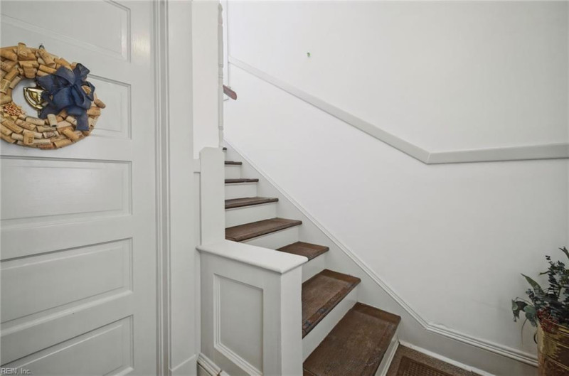 Photo 3 of 28 residential for sale in Norfolk virginia Photo 3 of 28 residential for sale in Norfolk virginia