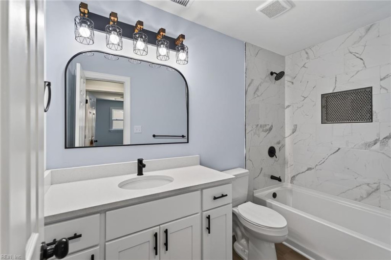Photo 6 of 40 residential for sale in Chesapeake virginia Photo 6 of 40 residential for sale in Chesapeake virginia