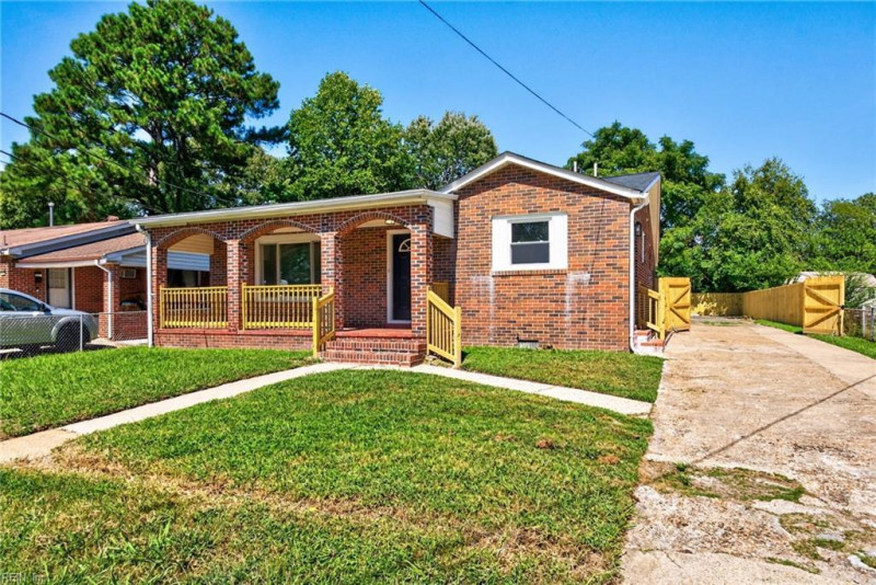 Photo 9 of 40 residential for sale in Chesapeake virginia Photo 9 of 40 residential for sale in Chesapeake virginia
