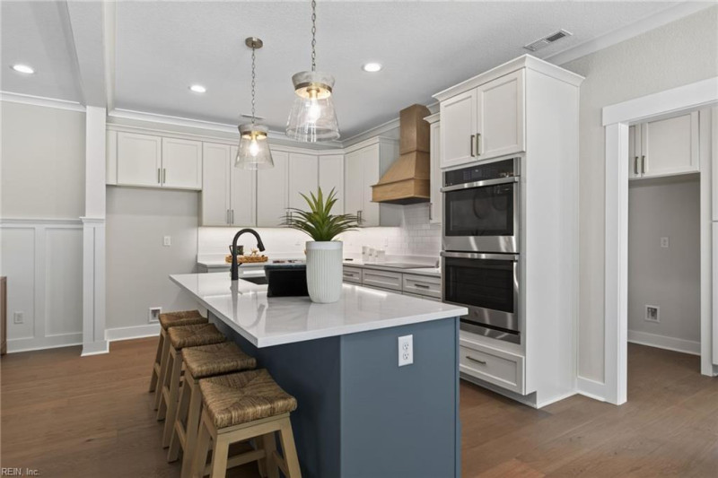 Photo 17 of 45 residential for sale in Chesapeake virginia