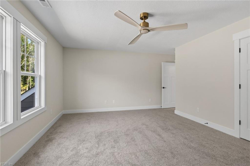 Photo 43 of 45 residential for sale in Chesapeake virginia