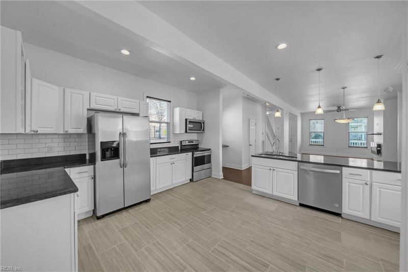 Photo 15 of 47 residential for sale in Norfolk virginia