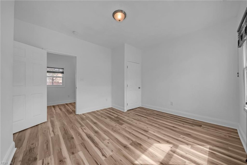 Photo 20 of 47 residential for sale in Norfolk virginia
