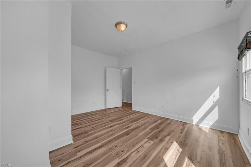 Photo 23 of 47 residential for sale in Norfolk virginia