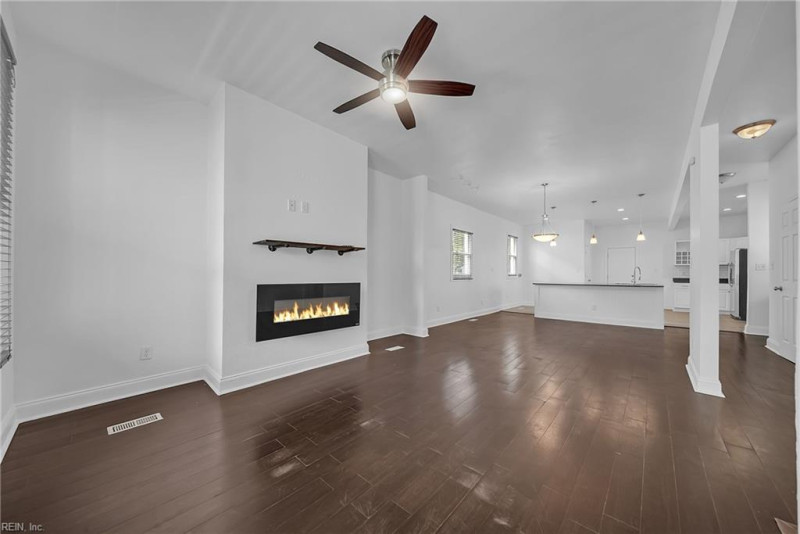 Photo 31 of 47 residential for sale in Norfolk virginia