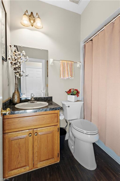 Photo 18 of 43 residential for sale in Chesapeake virginia Photo 18 of 43 residential for sale in Chesapeake virginia